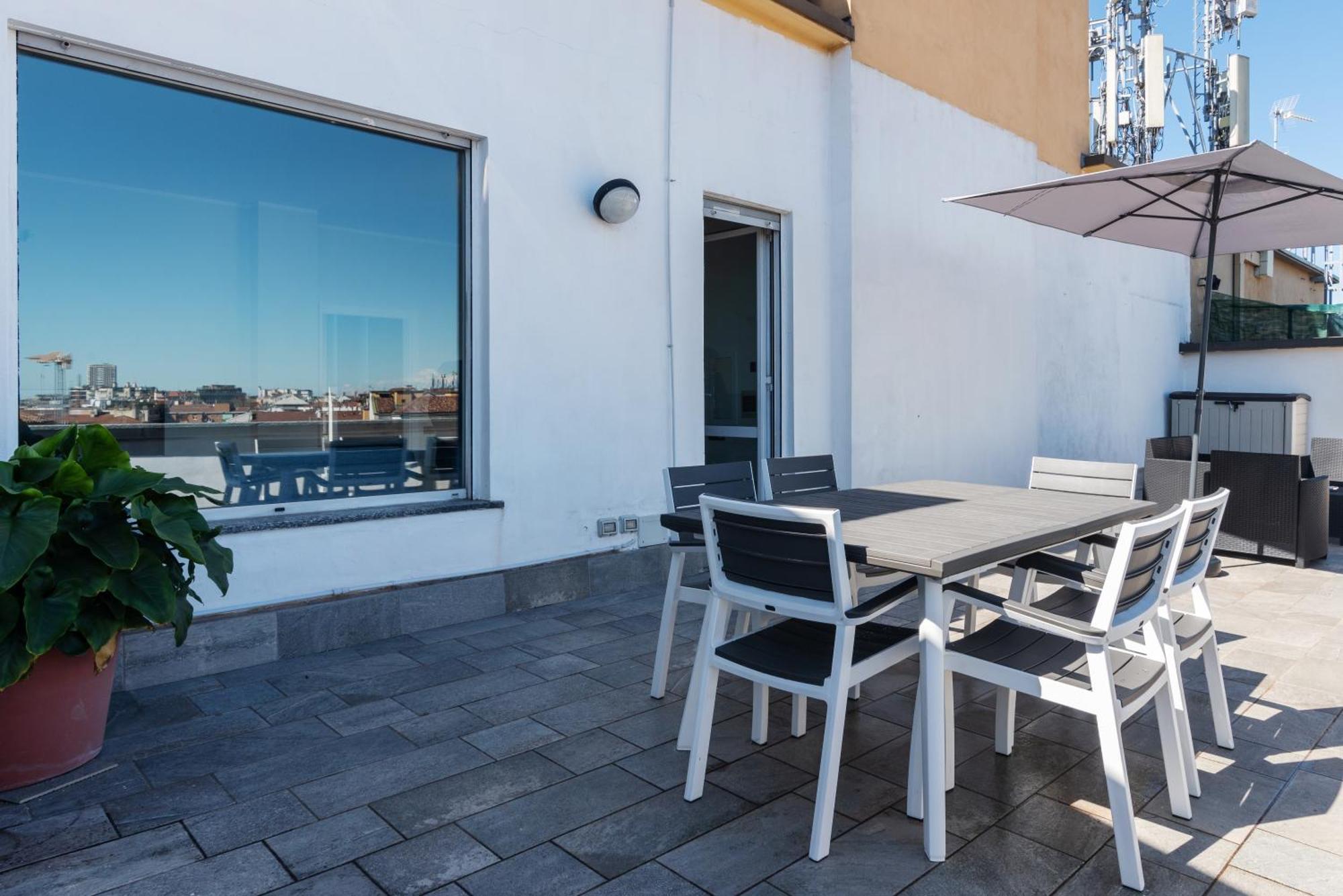 Easyhomes - Navigli Terrace * Milão