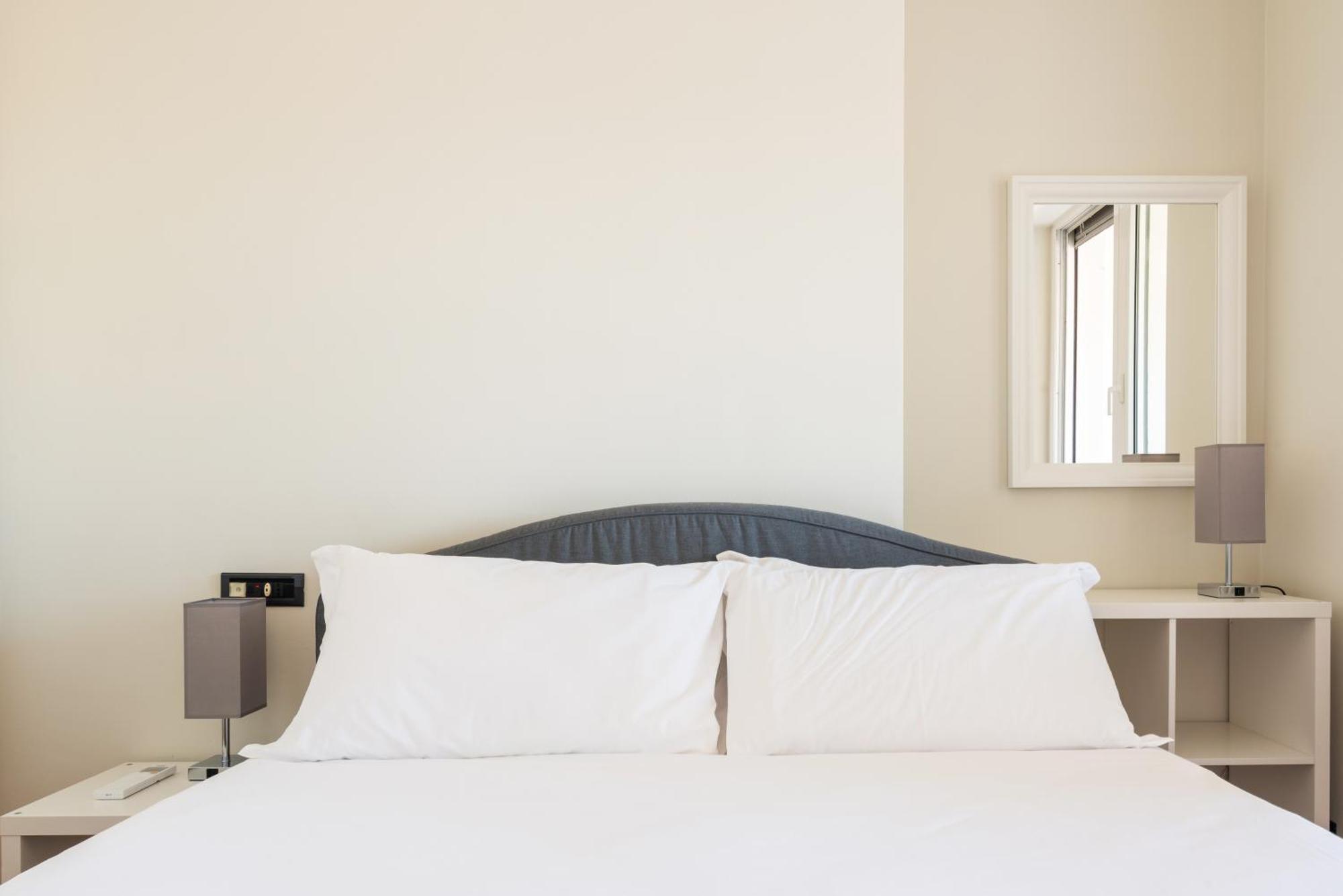 Easyhomes - Navigli Terrace Apartamento Milão